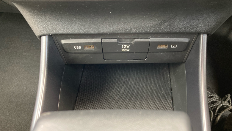 Hyundai i20 1.0T GDi 48V MHD SE Connect 5dr DCT Petrol Hatchback